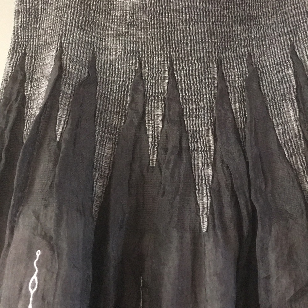 Anthropologie Lapis Gray ruched printed midi skirt - Picture 4 of 4